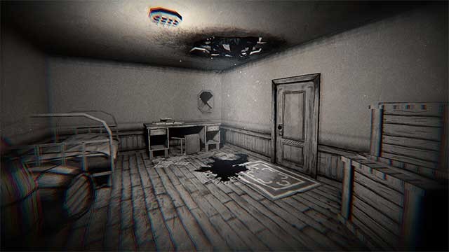 Một vật thể kỳ lạ đang che lỗ hổng trên trần nhà và bạn phải tìm hiểu xem nó là gì