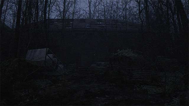 Khám phá một bệnh viện cũ bỏ hoang nằm giữa rừng sâu