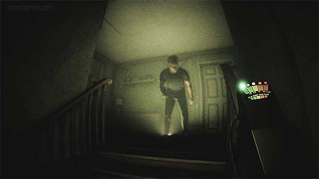 Bóng tối và âm thanh là kẻ thù lớn nhất trong Abnormality