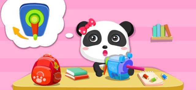 Bé biết cách sử dụng các đồ vật trong gia đình