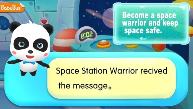 Bé trở thành chiến binh không gian dũng cảm và bảo vệ vũ trụ trong game Baby Panda's Space War