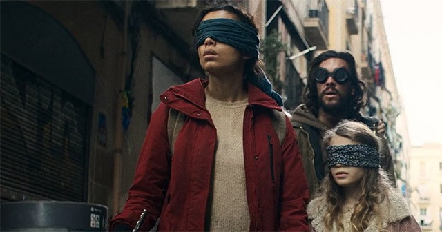 Bird Box Barcelona là bộ phim kinh dị sinh tồn hậu tận thế, phần mở rộng của Bird Box (2018)