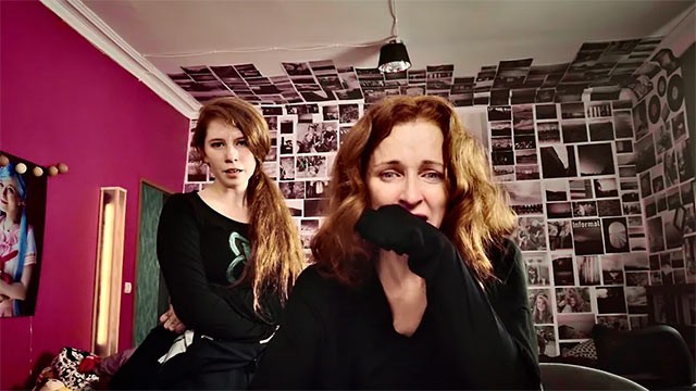 #Blue_Whale được giới chuyên môn đánh giá cao về kịch bản và diễn xuất