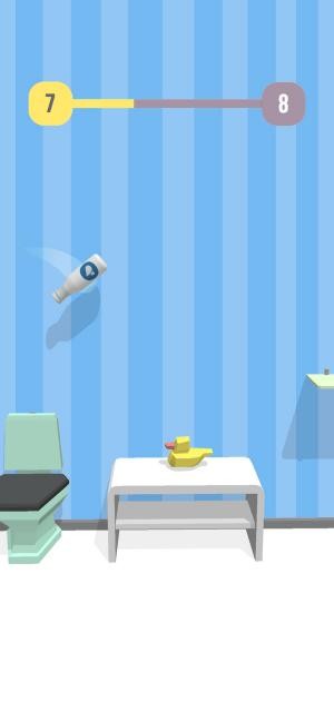 Game lật chai nước được xây dựng từ trào lưu hot ngoài đời