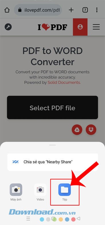 Chạm và chọn mục Tệp