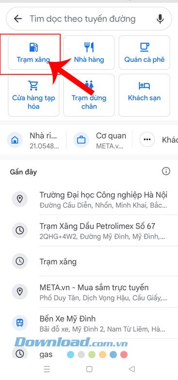 Chạm vào mục Trạm xăng