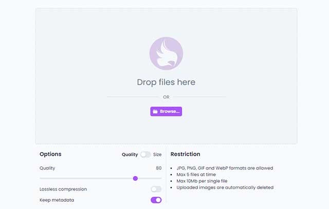 Caesium Image Compressor Online có giao diện đơn giản và dễ sử dụng