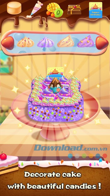 Trang trí bánh bằng những cây nến lung linh