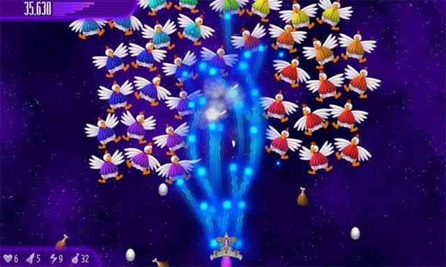 Có rất nhiều loại vũ khí khác nhau để người chơi thử nghiệm trong Chicken Invaders 4