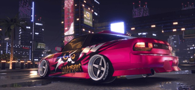 Lái xe quanh thành phố vào buổi đêm