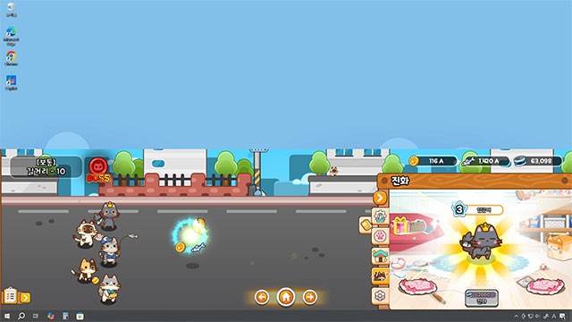 Mèo tự động chiến đấu và di chuyển trong khi người chơi lướt net, làm việc ở phía trên màn hình