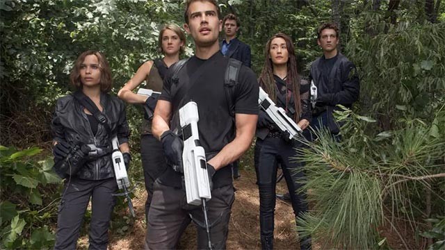 Dàn cast quen thuộc trở lại trong phần cuối The Divergent Series: Allegiant