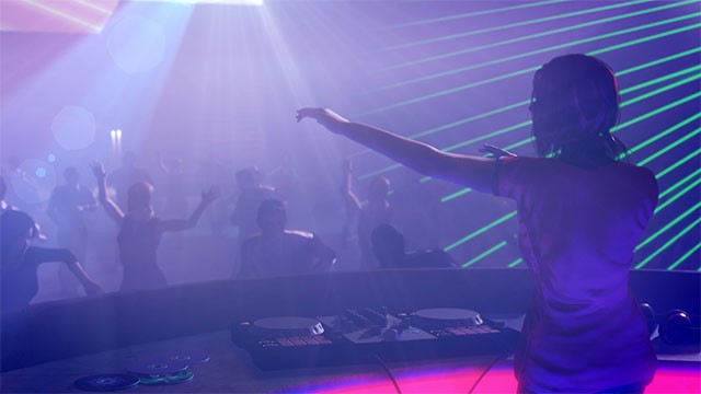 Disco Simulator mô phỏng vũ trường sôi động trong thành phố