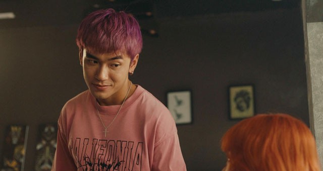 A Tới VSlifff vai Âu