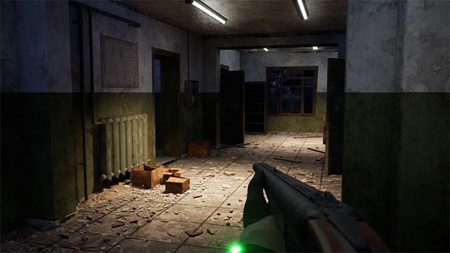 Lục soát mọi ngóc ngách trong thị trấn hoang vu để kiếm chiến lợi phẩm, chiến đấu và giải mã bí ẩn