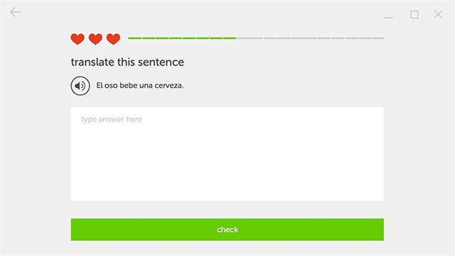 Duolingo app cung cấp chương trình học tương tác thú vị thông qua các trò chơi, câu chuyện...