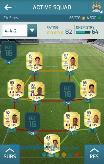 Xây dựng đội hình trong EA SPORTS FIFA 16 Companion