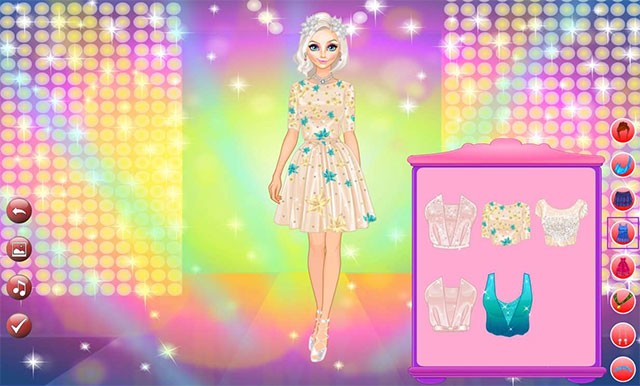 Thay đồ cho Nữ hoàng băng giá Elsa để chuẩn bị cho bữa tiệc Hoàng gia