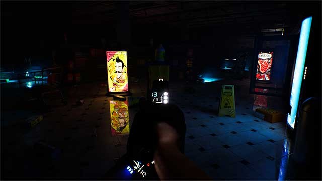 Sử dụng đèn pin UV để phát hiện kẻ thù vô hình