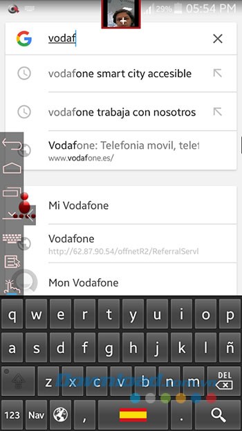 Lướt trình duyệt bằng cử chỉ khuôn mặt