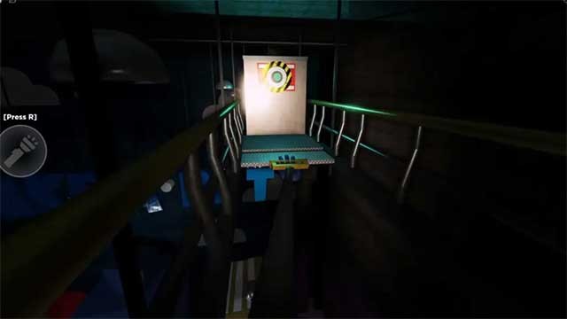 Game lấy bối cảnh 15 năm trước khi xảy ra một tai nạn thương tâm tại nhà máy Floppy