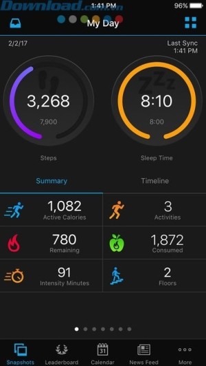 Theo dõi chi tiết các hoạt động của bạn gồm đếm số bước chân và đo chất lượng giấc ngủ