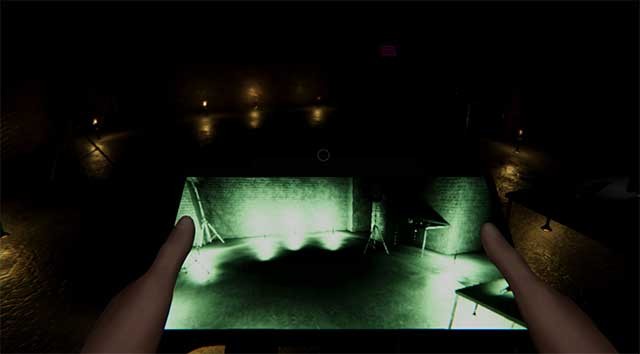 Phát trực tuyến các cảnh quay tới khán giả để kiếm lợi nhuận