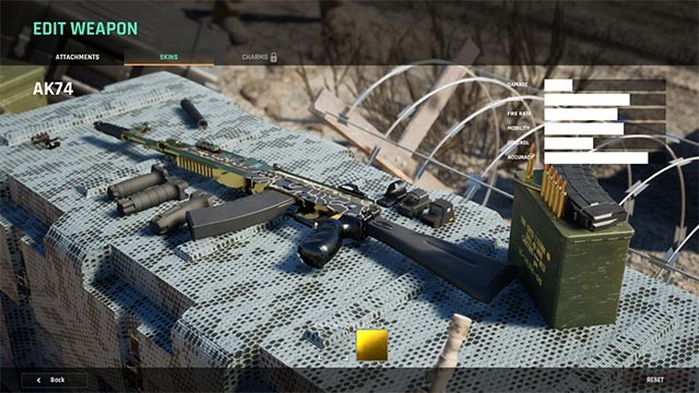 Kho vũ khí đồ sộ với khả năng tùy chỉnh đa dạng