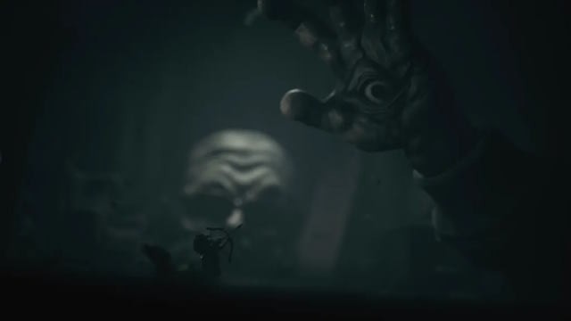 Institute phản ánh những tổn thương tâm lý của Low