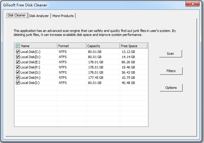 Free Disk Cleaner phân tích dung lượng của các ổ để sẵn sàng dọn dẹp