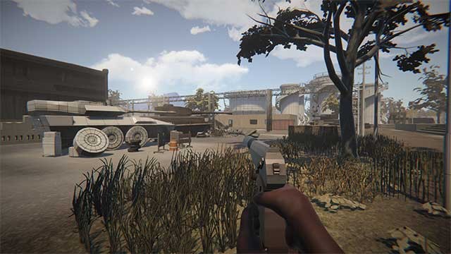 Ngoài súng, còn có nhiều lựu đạn và vũ khí cận chiến độc đáo