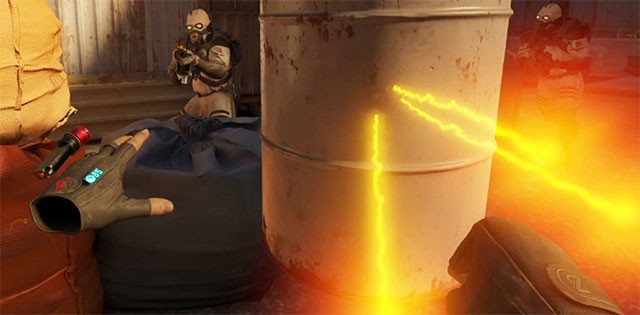 Các bản mod trong Half-Life: Alyx giới thiệu một loạt vũ khí hiện đại