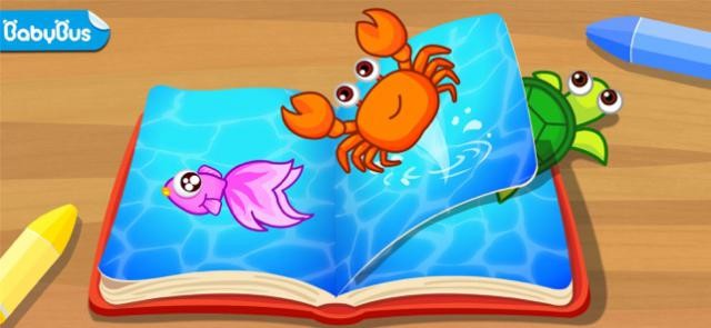 Bé khám phá các sinh vật biển trong game Happy Fishing của BabyBus