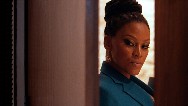 ... khiến cô bạn thân Kenzie nảy sinh lòng đố kỵ và muốn hủy hoại cuộc sống của Tamara