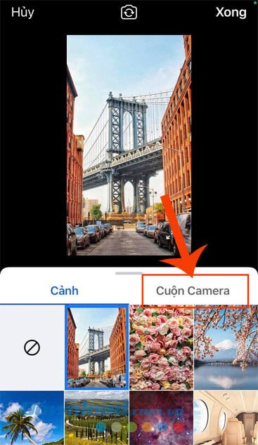 Chạm vào mục Cuộn Camera
