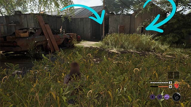 Đi qua nhà kho cũ để thoát ra bên ngoài cây xăng