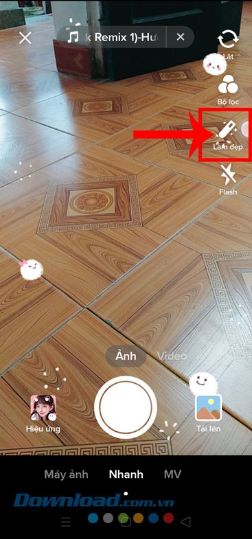 Chạm vào mục Làm đẹp