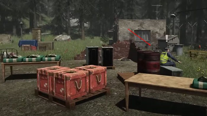 Tương tác với Constable Maximov để trả lại hàng hóa trong Contraband Police.