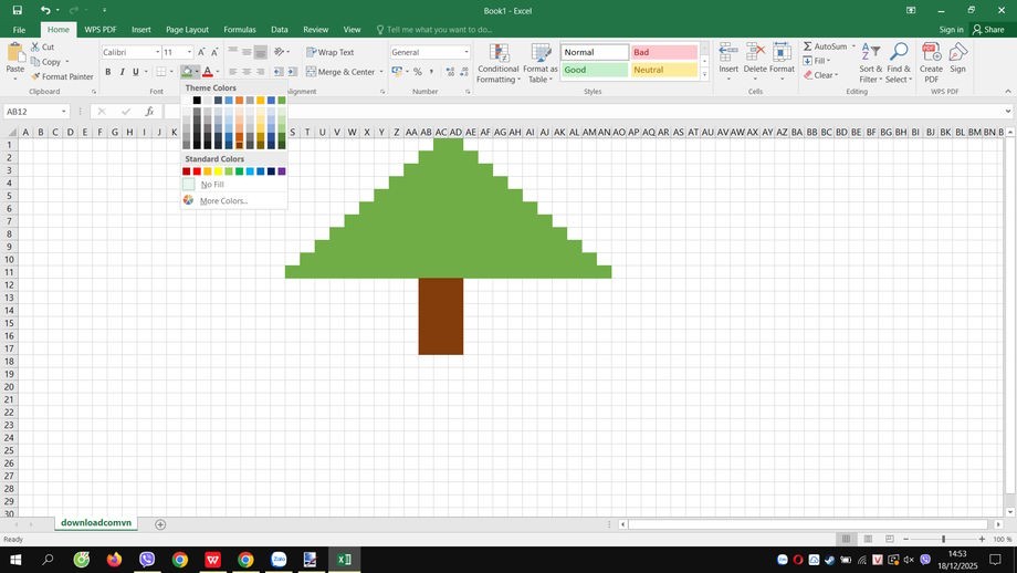 Tô màu gốc cây Noel