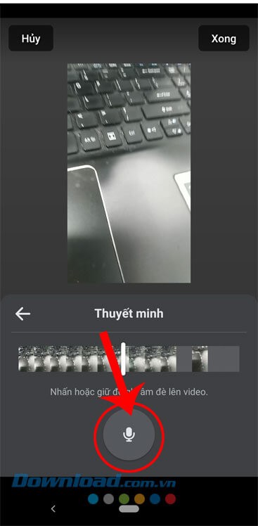 Nhấn và giữ vào biểu tượng ghi âm