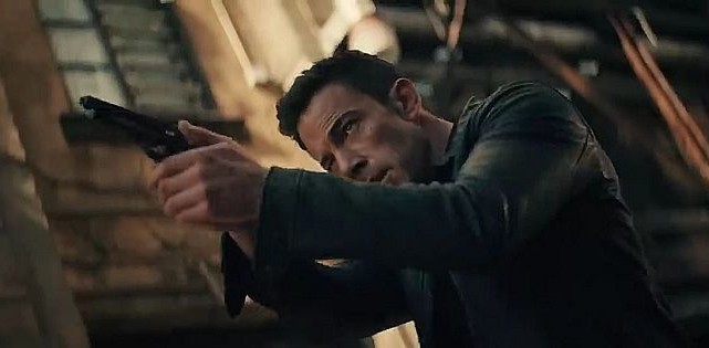 Với những pha hành động mãn nhãn, tình huống giật gân pha lẫn viễn tưởng