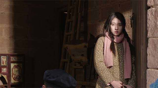 Tự mình viết nên câu chuyện và khám phá các mối quan hệ