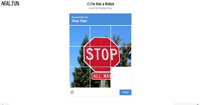 I'm Not a Robot là một web game giải đố lấy cảm hứng từ CAPTCHA