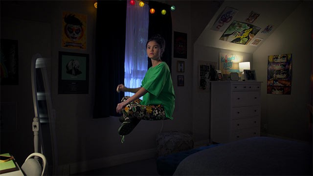 Carmie vừa tò mò vừa muốn trốn tránh khả năng mới này của mình