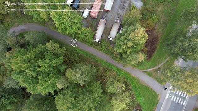 Trong game, bạn sẽ điều khiển một bóng đèn đi khám phá thế giới