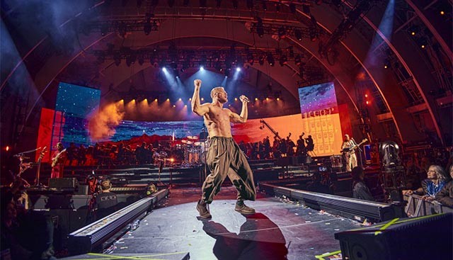 Tận hưởng trọn vẹn cảm xúc trong đêm chung kết của tour diễn LOOM Tour huyền thoại