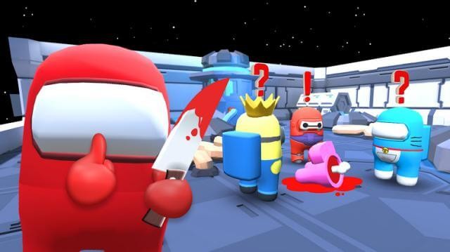 Bạn lựa chọn vào vai kẻ mạo danh hoặc thành viên phi hành đoàn