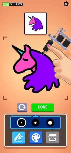 Di chuyển súng xăm tỉ mỉ, cẩn thận