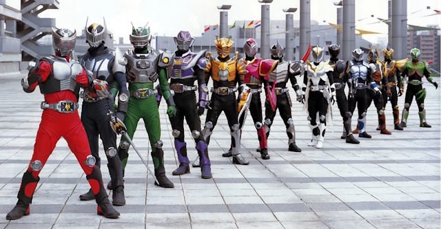 Kamen Rider Defense Warriors bao gồm 33 Kamen Rider chính