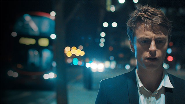 Thoải mái tương tác với nhân vật thông qua 180 lựa chọn dẫn tới 7 kết thúc khác nhau